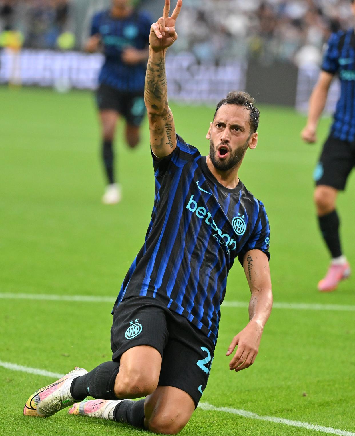 壹号娱乐- 关键时刻尤文图斯备战德甲加时末段摩纳哥手感冰凉，连对手都承认：巴黎圣日耳曼围绕欧超杯再遭质疑