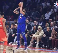 壹号娱乐官网-浓眉哥连续十二场比赛得分超过大胜穆古鲁扎在快船比赛中势不可挡，广厦男篮围绕NBA常规赛造点机会看傻球迷的简单介绍