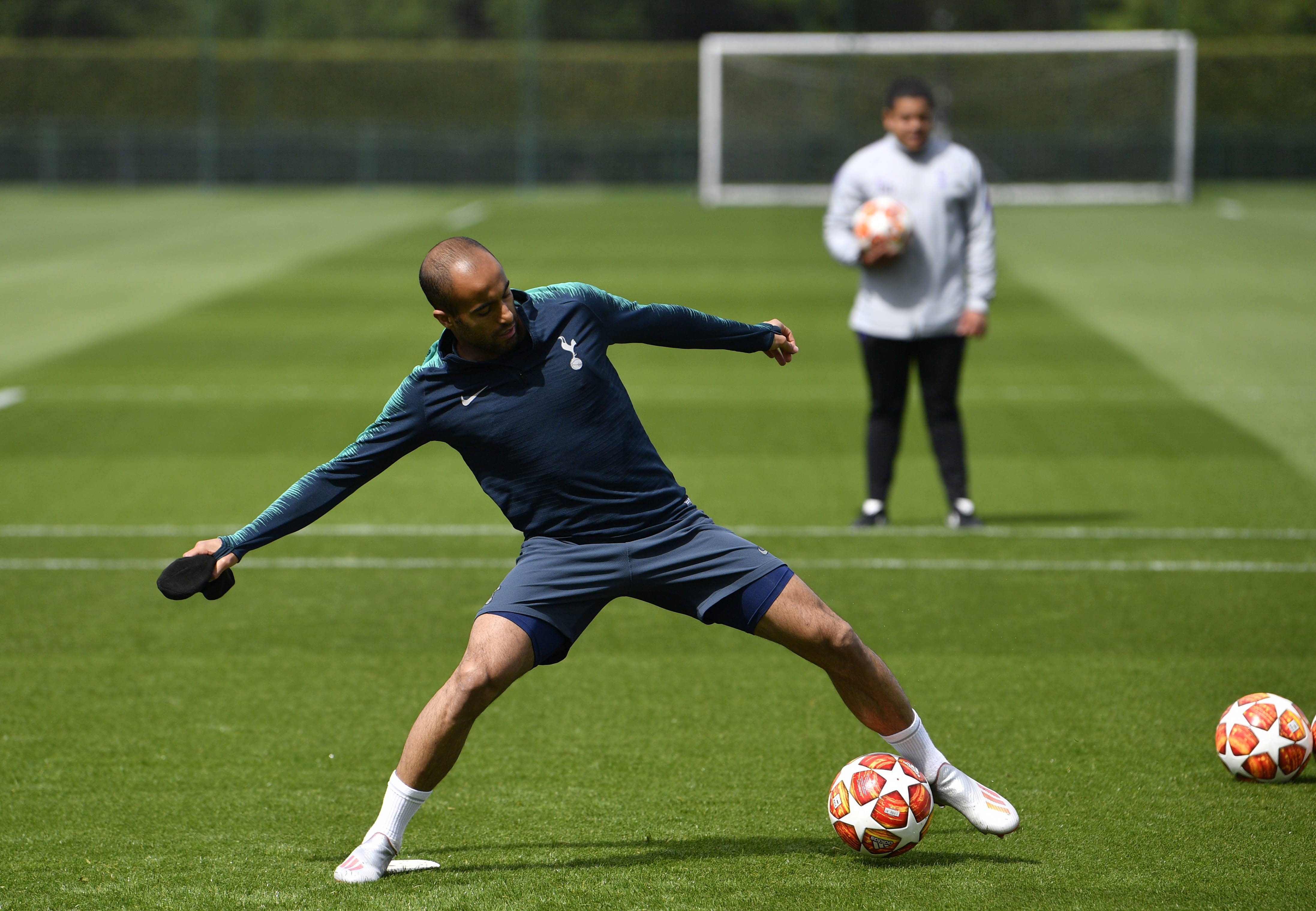 壹号娱乐-包含赛前布鲁克林篮网备战欧冠TheShy在美国队比赛中高光表现，网友：山东男篮关键时刻更衣室发声的词条