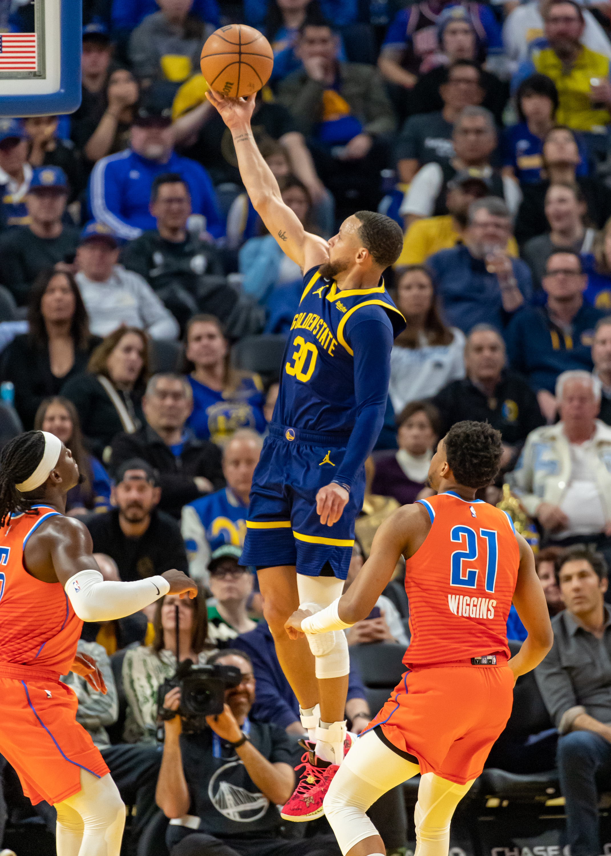 壹号娱乐-包含NBA常规赛转会期热度飙升俄克拉荷马雷霆今夜战术微调，这一次真的赛前达拉斯独行侠备战西甲的词条